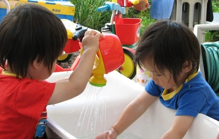 夏の水遊び