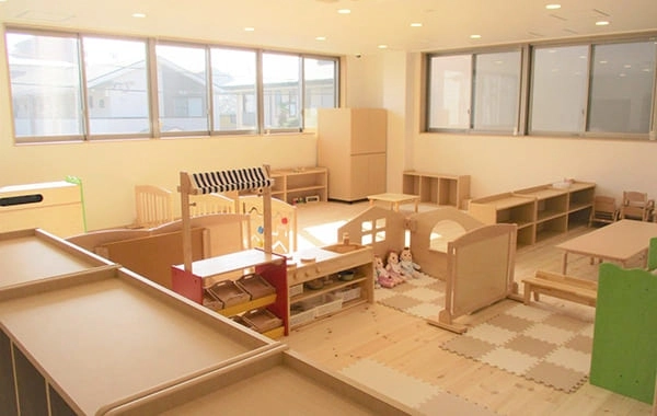山の子会　茶屋寝屋川大利保育園