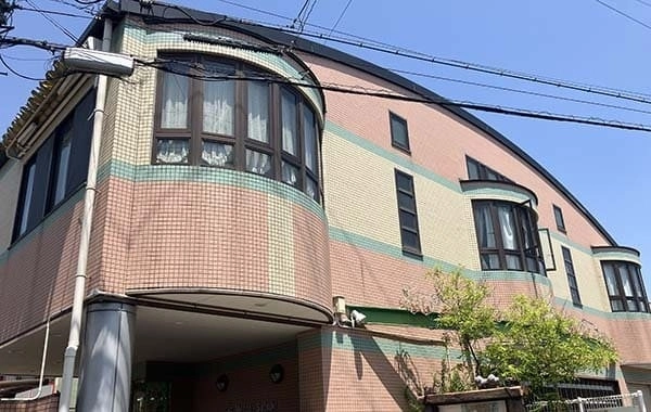 社会福祉法人真優福祉会　幼保連携型認定こども園　さつきこども園