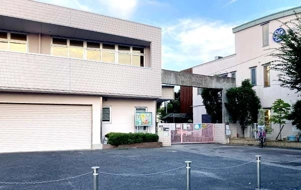 学校法人葵学園　認定こども園あおい幼稚園