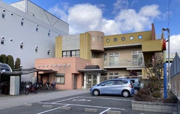 社会福祉法人専心会　くすのきめぐみこども園