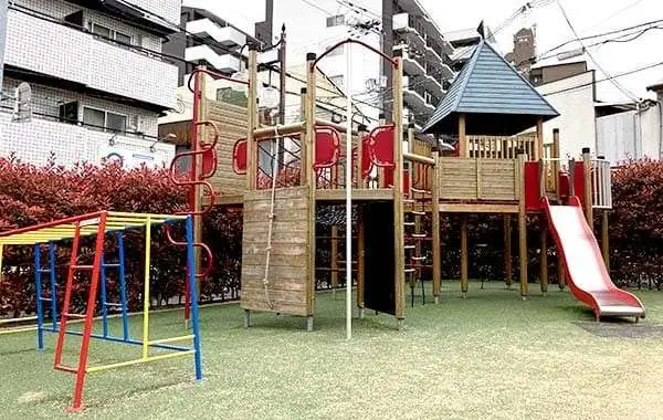 社会福祉法人まこと鳴滝会　まことしょうじこども園