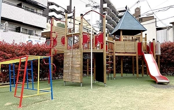 社会福祉法人まこと鳴滝会　まことしょうじこども園