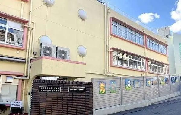 学校法人箕面学園　箕面学園附属幼稚園