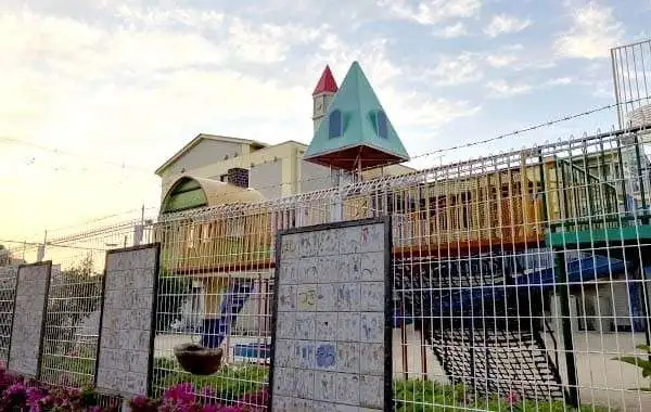 学校法人廣瀬学園　認定こども園　東よさみ幼稚園