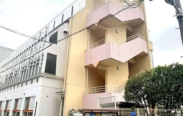社会福祉法人路交館　幼保連携型認定こども園　聖愛園