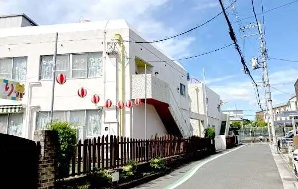 社会福祉法人英芳会　かしわ保育園