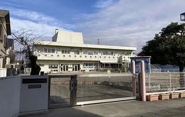 レイモンド小牧保育園