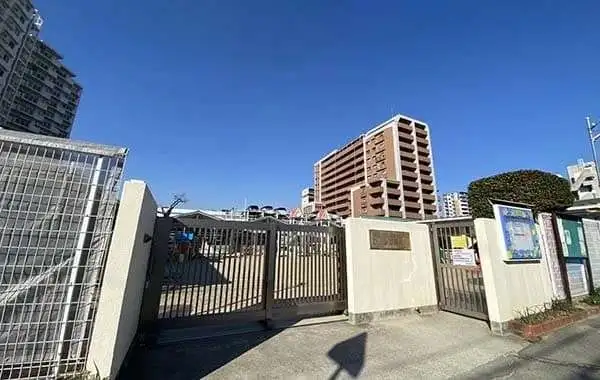 社会福祉法人寝屋川福祉会　認定こども園ひまわり保育園