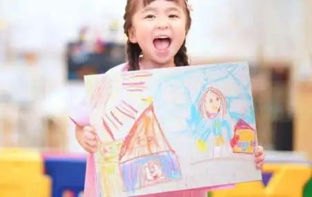 夏の思い出のお絵かきは、園児の「表現力」を伸ばす絶好のチャンス!